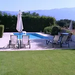 Amelia Villa Metaxáta